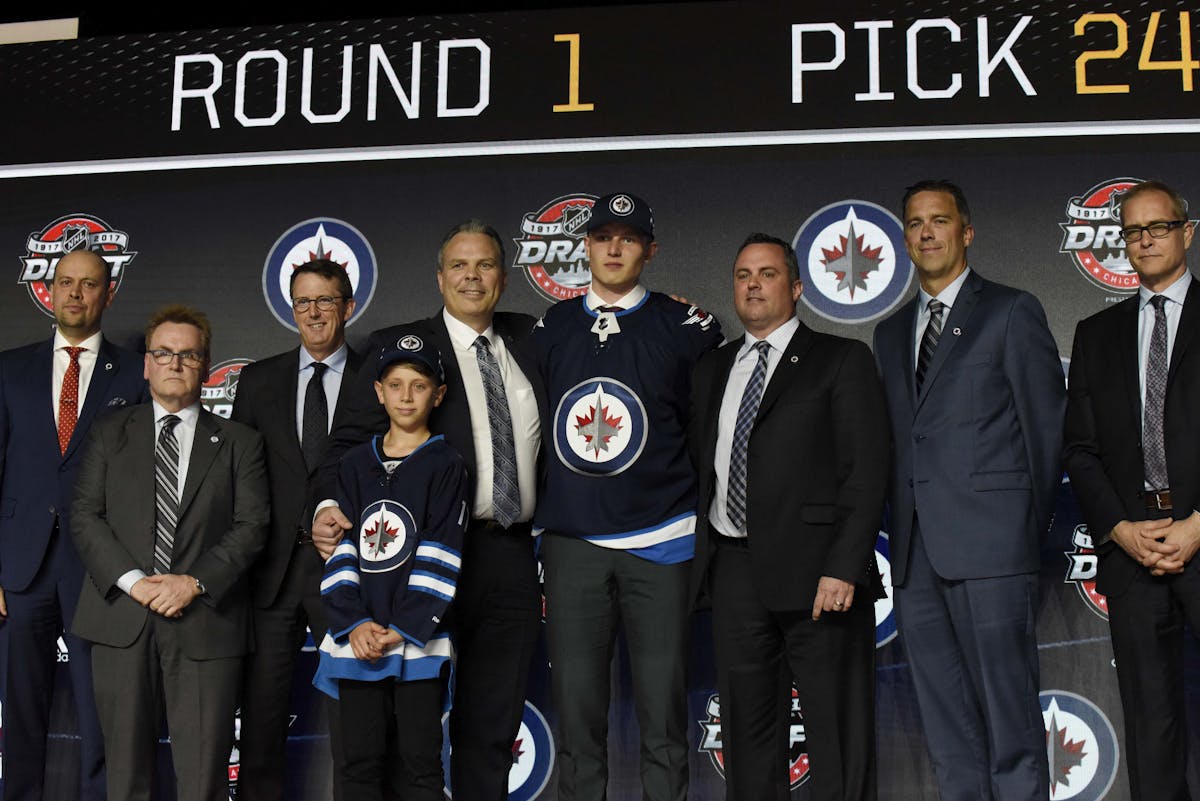 Vesalainen hoping to play for Jets this fall: 2017 first-rounder needs to  get deal done
