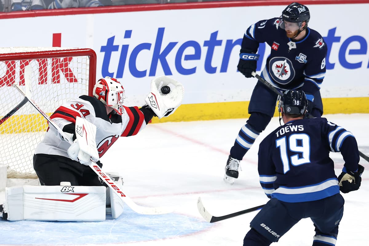 Tanner Pearson’s 3rd period goal lifts the Jets to a 4-3 win over the Devils